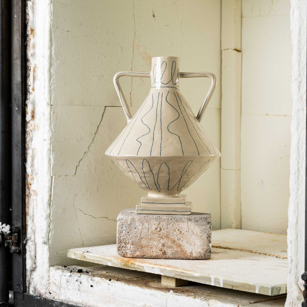 STILL Vase I