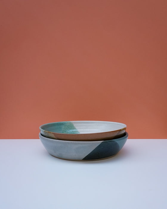 Large serving bowl by Liz Vidal - layered glazing - stoneware - Fodder